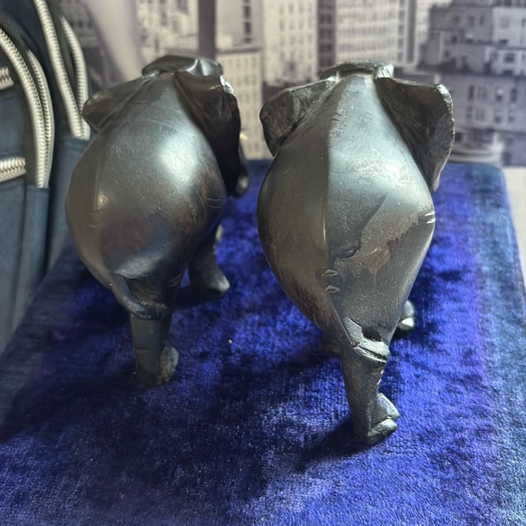 Wood Elephants,💖5” x 3.5 each and sling bag - Picture 4 of 5